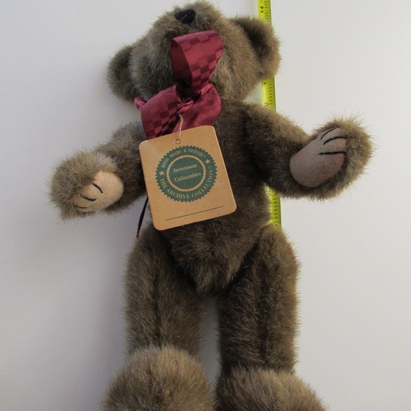 Retired Boyds Bear "Oxford T Bearrister" - Picture 9 of 10